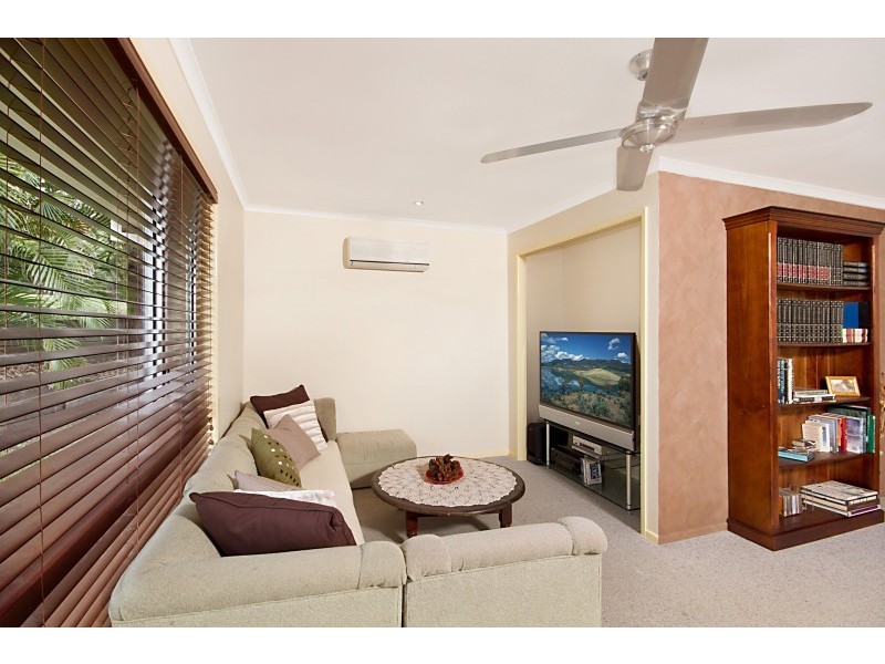 165 Castile Cresent, Edens Landing QLD 4207