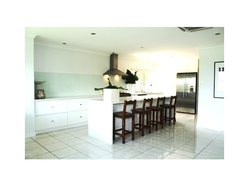 88 Pohon Drive, Tanah Merah QLD 4128