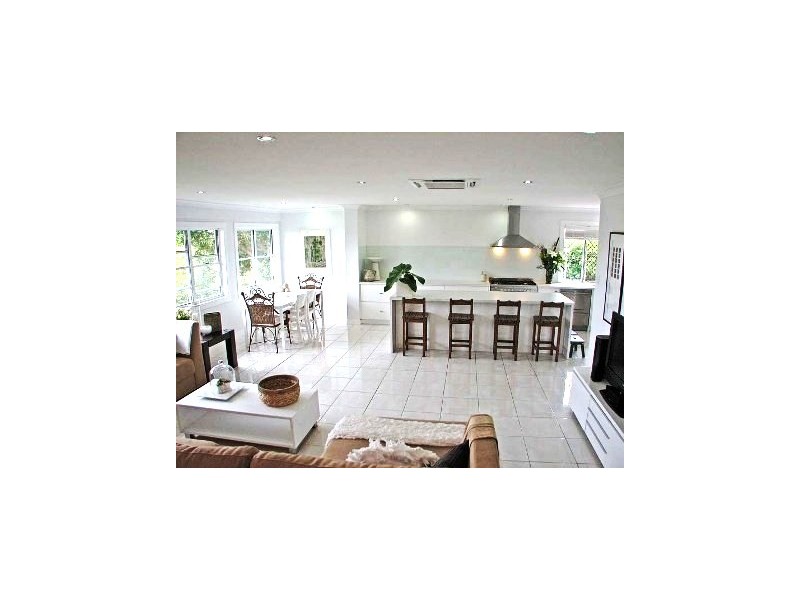 88 Pohon Drive, Tanah Merah QLD 4128