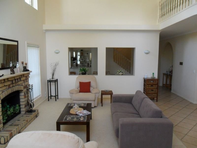 5 Nandala Drive, Tanah Merah QLD 4128