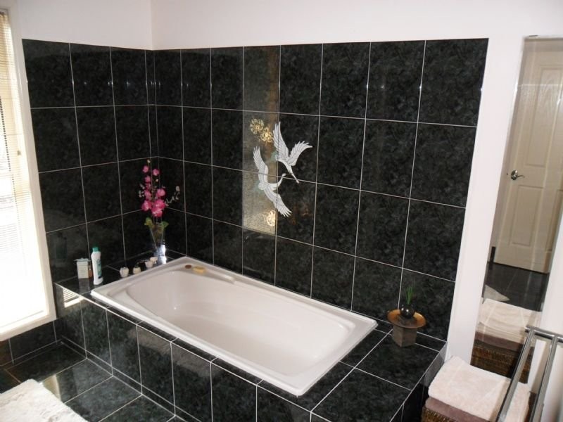 5 Nandala Drive, Tanah Merah QLD 4128