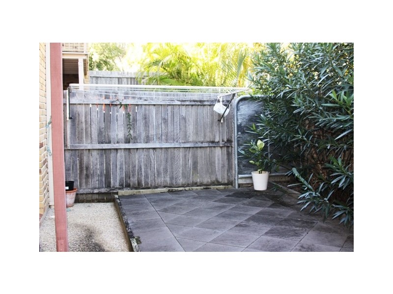 Edens Landing QLD 4207