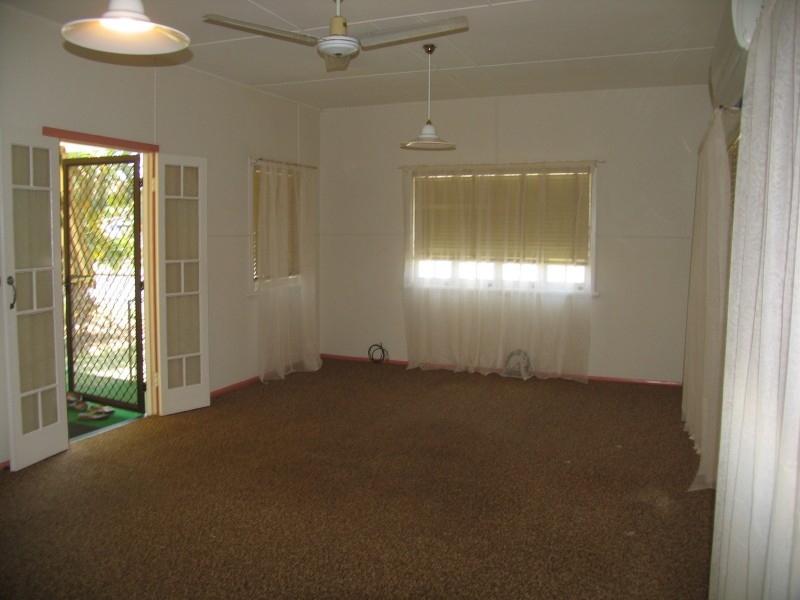 3 Muir St, Gordonvale QLD 4865