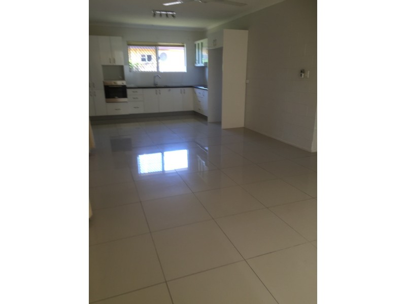 2/20 Cleland St, Gordonvale QLD 4865