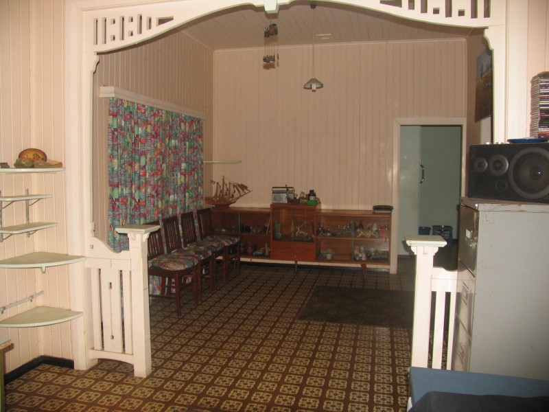 3 Boland St, Westcourt QLD 4870