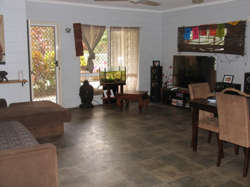 9 Halloran Cl, Gordonvale QLD 4865