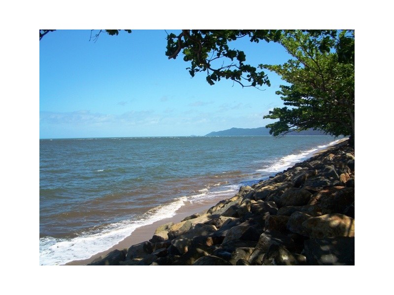 Flying Fish Point QLD 4860