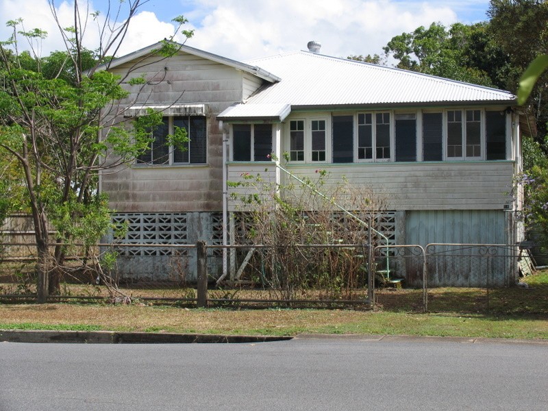 54 Moller St, Gordonvale QLD 4865