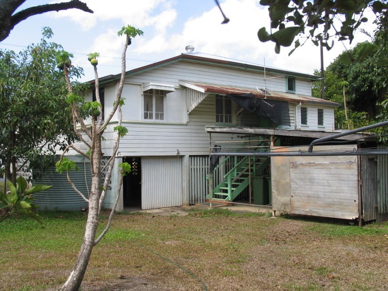 54 Moller St, Gordonvale QLD 4865