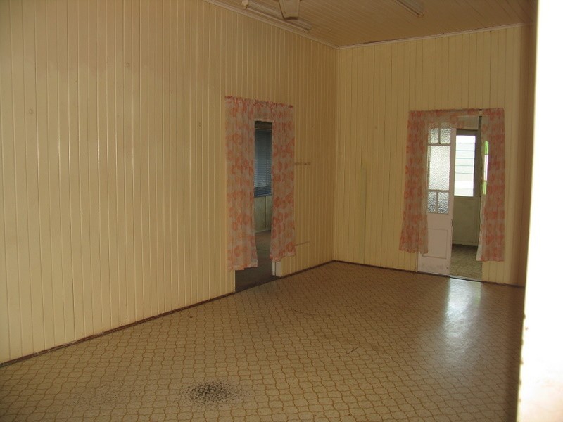 54 Moller St, Gordonvale QLD 4865