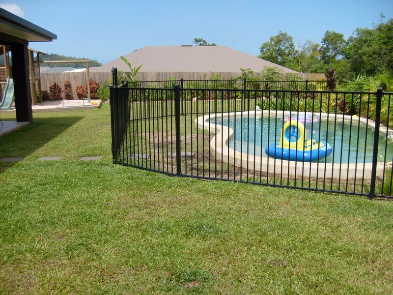 Bentley Park QLD 4869