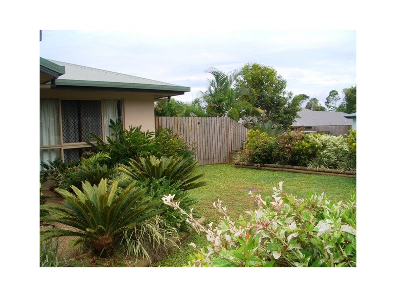 2  Capricorn Street, Bentley Park QLD 4869