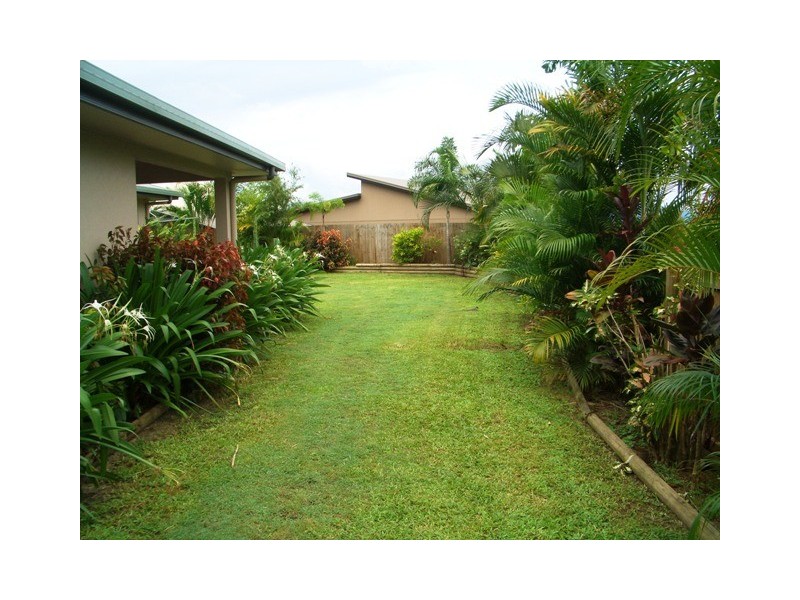 2  Capricorn Street, Bentley Park QLD 4869