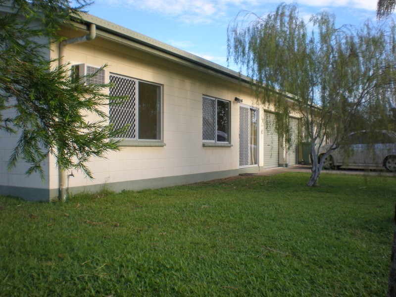 Bentley Park QLD 4869