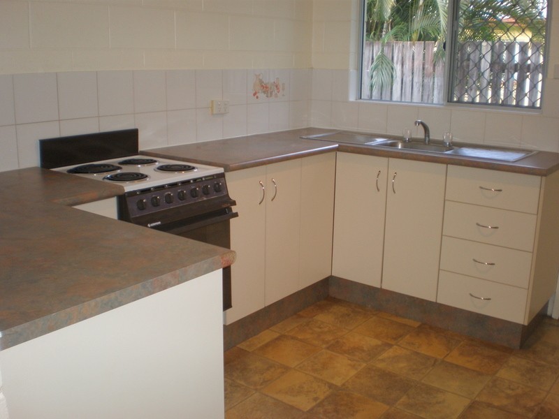 Bentley Park QLD 4869