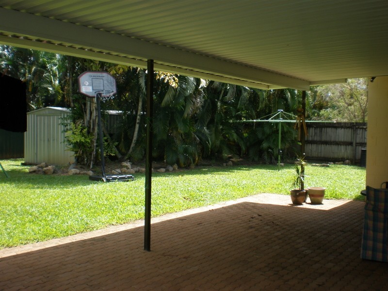 Bentley Park QLD 4869