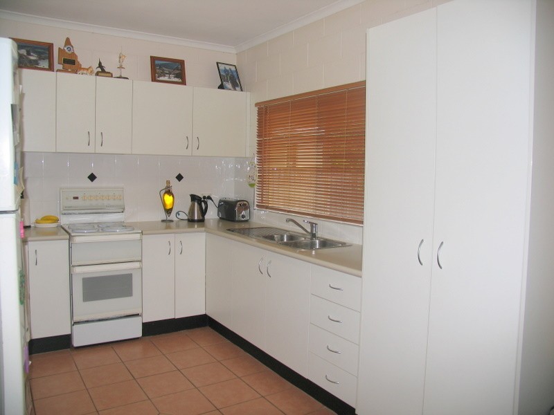 Bentley Park QLD 4869