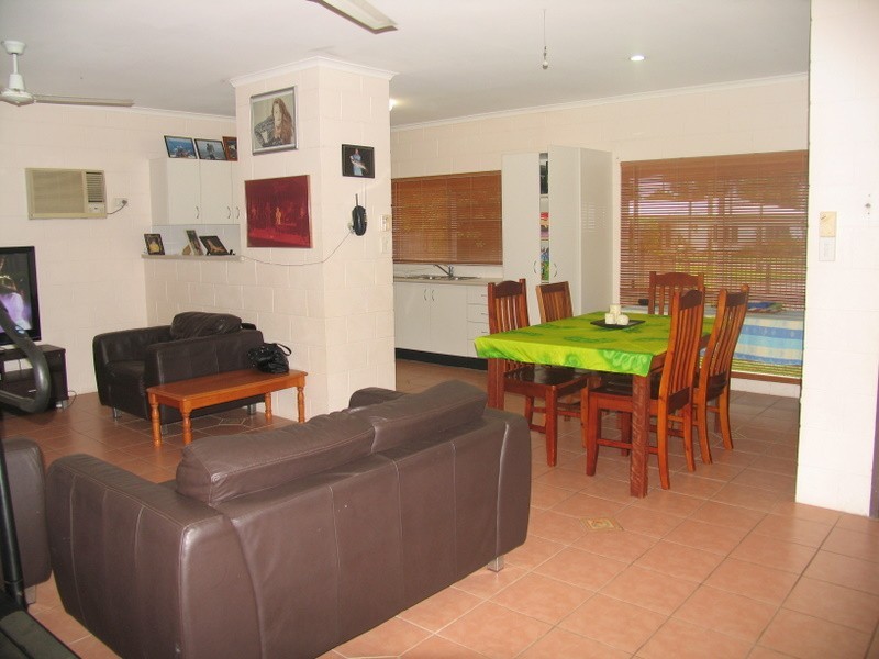 Bentley Park QLD 4869