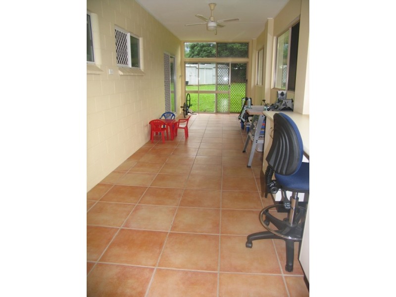 Bentley Park QLD 4869