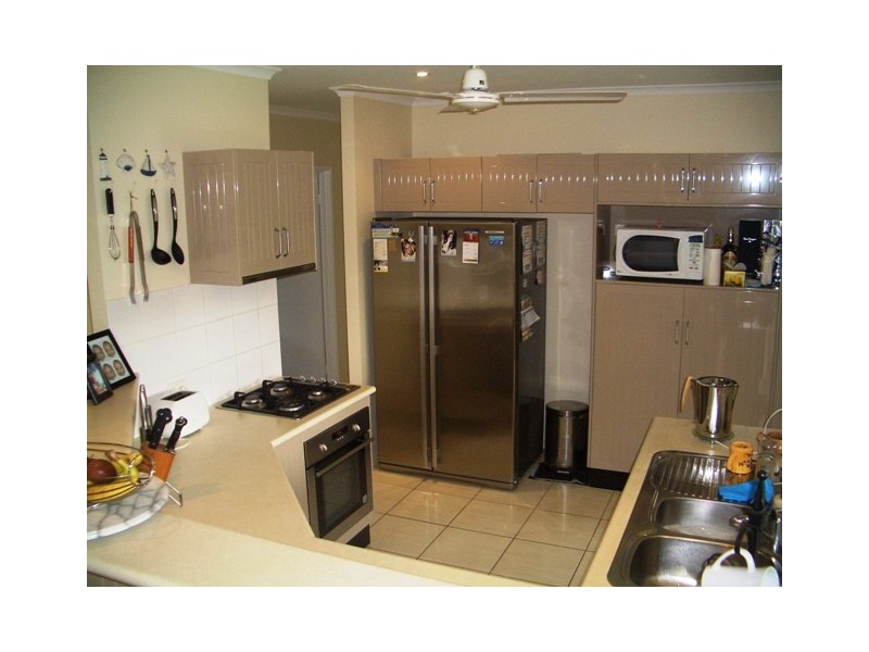 10  Burn Close, Gordonvale QLD 4865