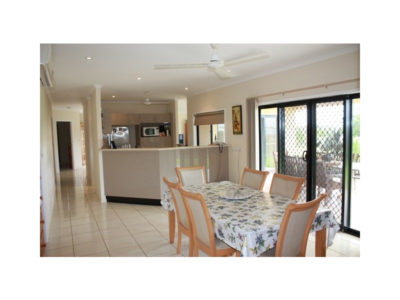 10  Burn Close, Gordonvale QLD 4865