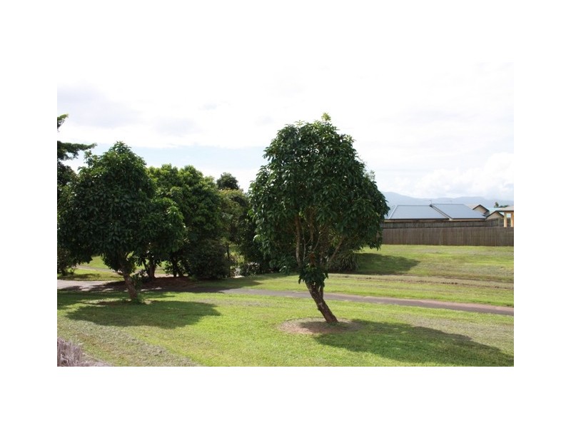 10  Burn Close, Gordonvale QLD 4865