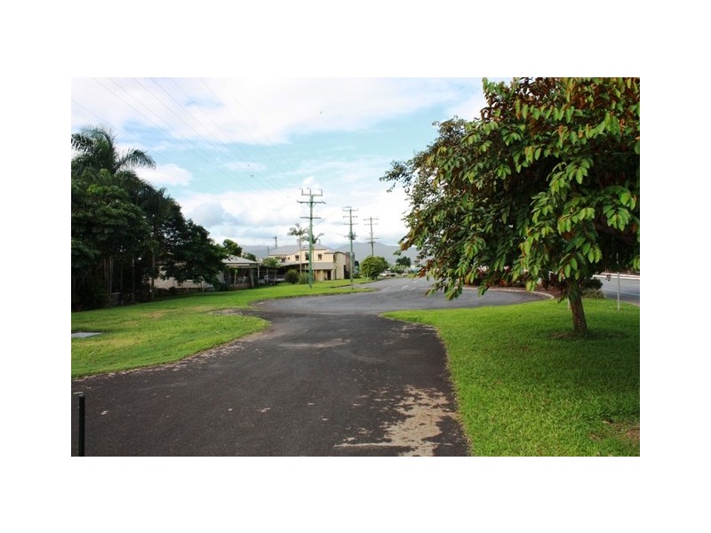 12 Mill Road, Edmonton QLD 4869