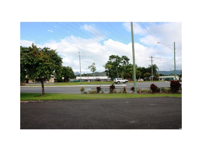 12 Mill Road, Edmonton QLD 4869