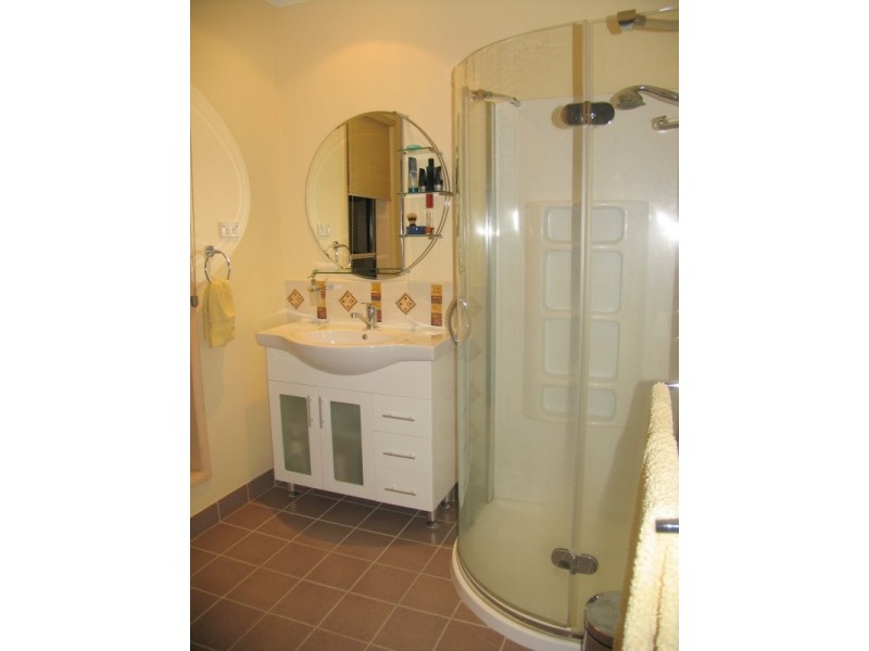 Bentley Park QLD 4869