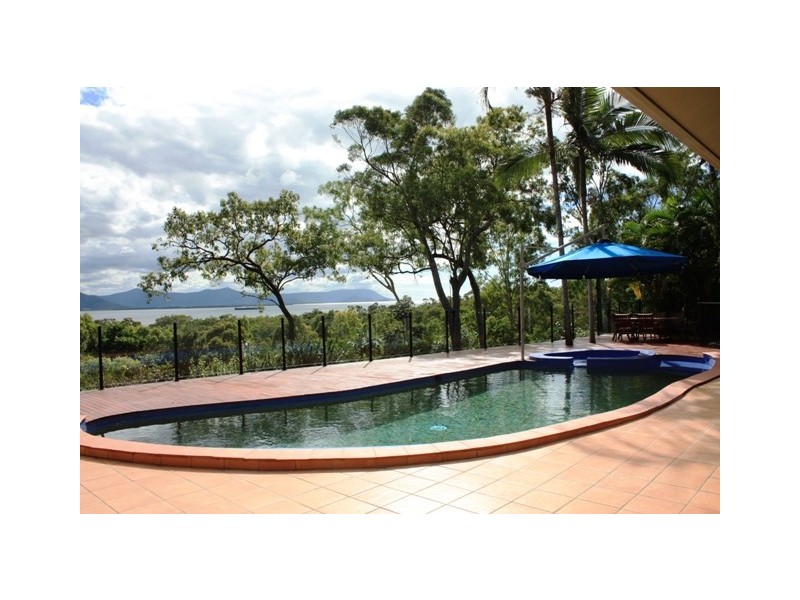 Cairns QLD 4870