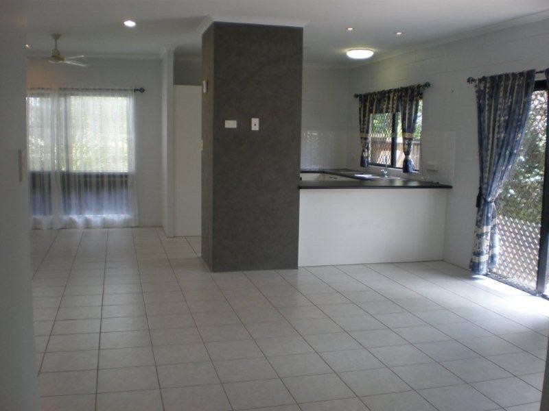 Bentley Park QLD 4869