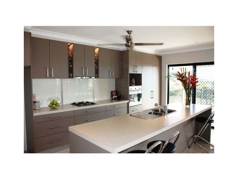 7 Pearce Close, Cairns QLD 4870