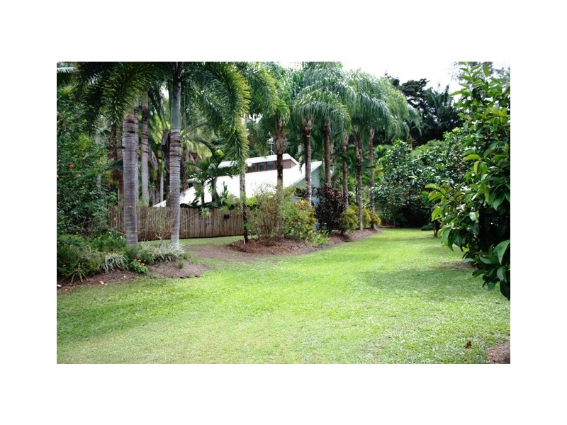 2 Dempsey Street, Cairns QLD 4870