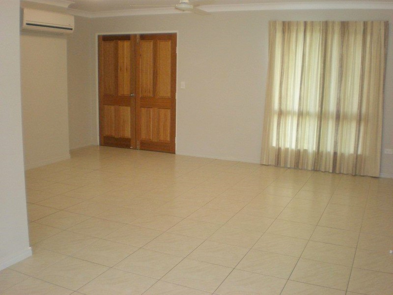 3 Boyce Street, Bentley Park QLD 4869