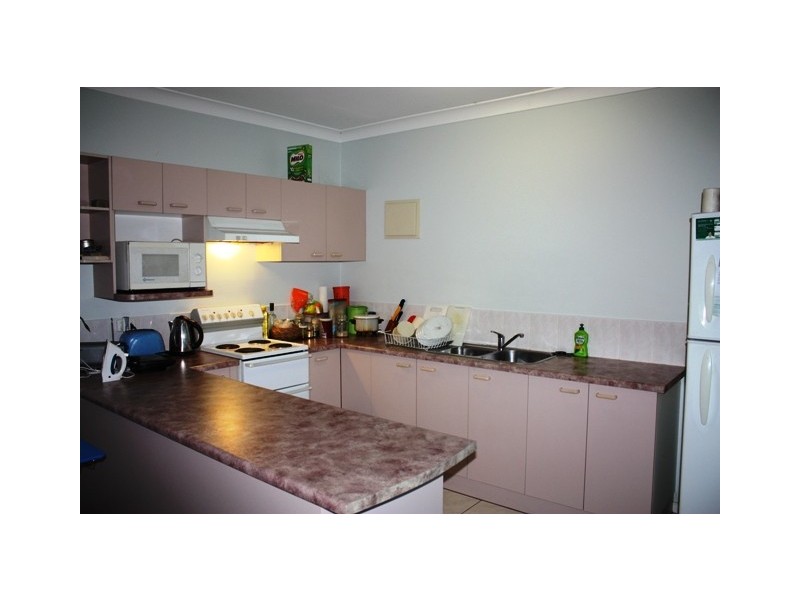 12 / 19  Grantala Street, Manoora QLD 4870