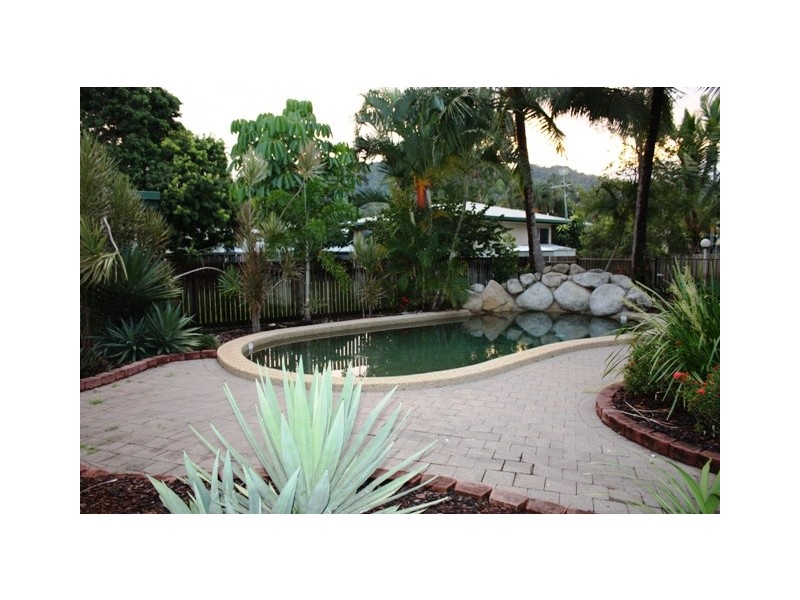 12 / 19  Grantala Street, Manoora QLD 4870