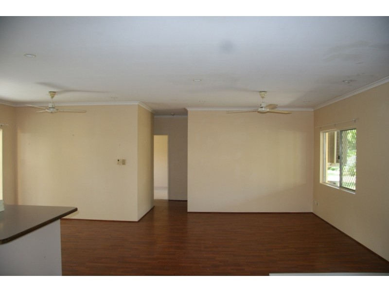 Bentley Park QLD 4869