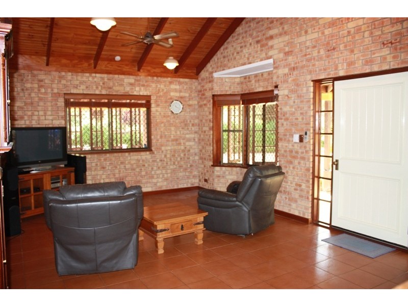25 Dempsey Street, Gordonvale QLD 4865
