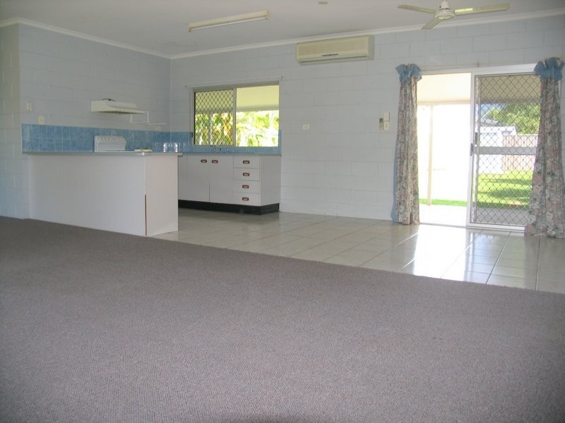 Bentley Park QLD 4869