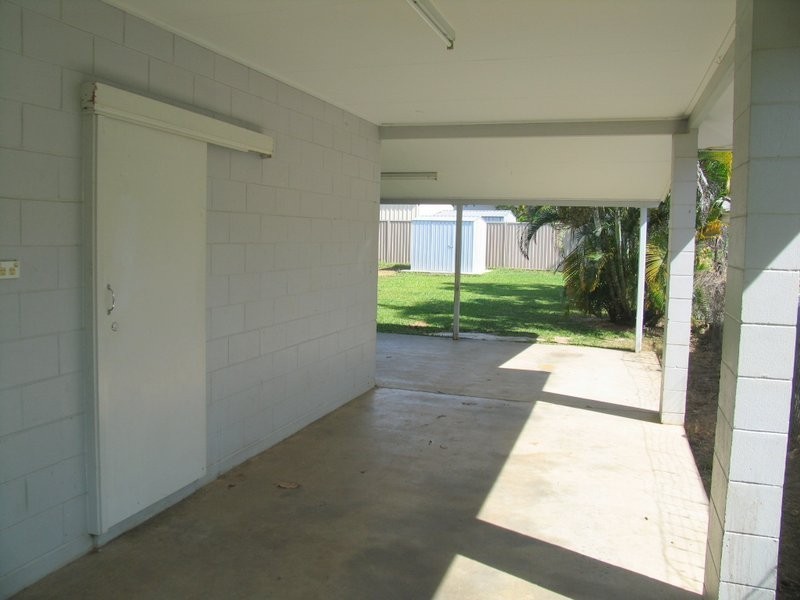 Bentley Park QLD 4869