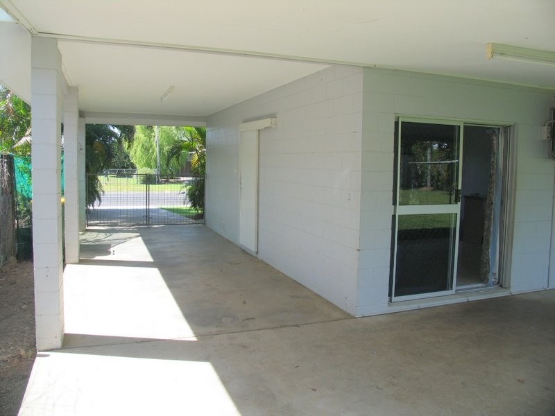Bentley Park QLD 4869
