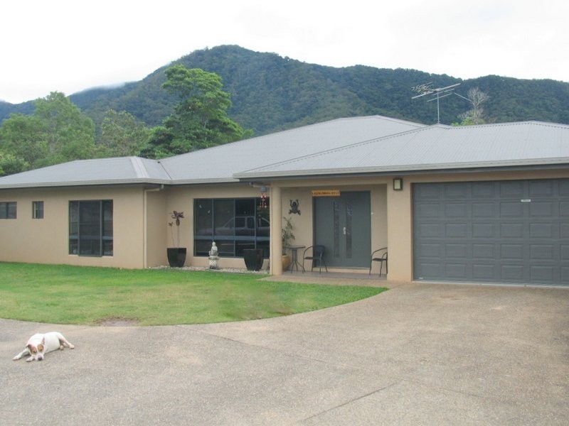 Bentley Park QLD 4869