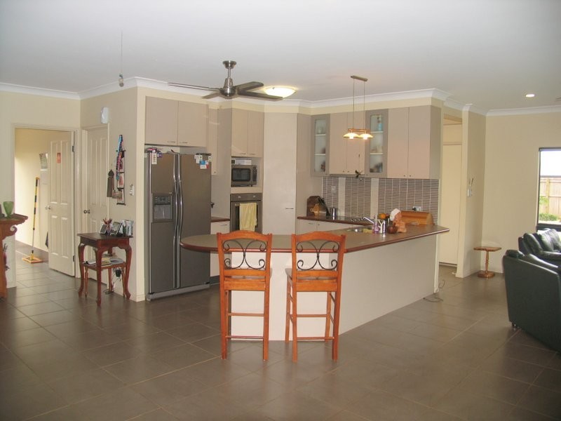 Bentley Park QLD 4869