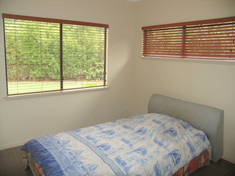Bentley Park QLD 4869