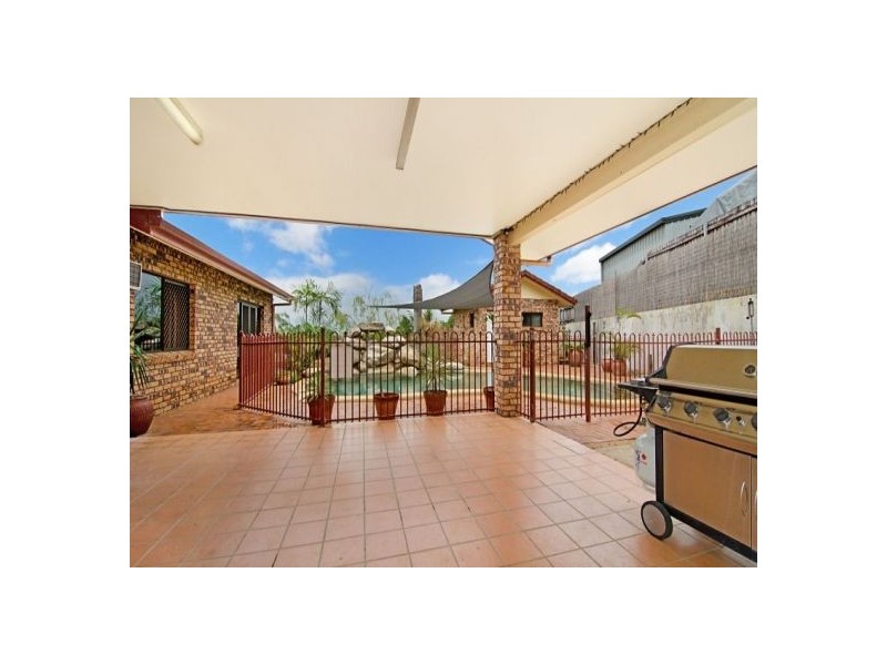 Bentley Park QLD 4869