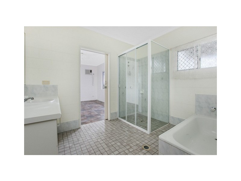 11 Hatfield Cl, Gordonvale QLD 4865