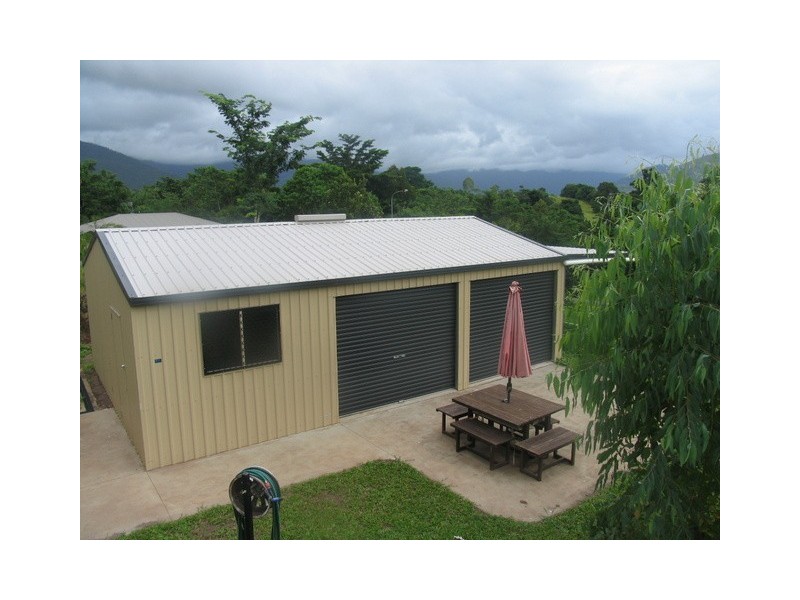 82-84 Windlass St, Goldsborough QLD 4865