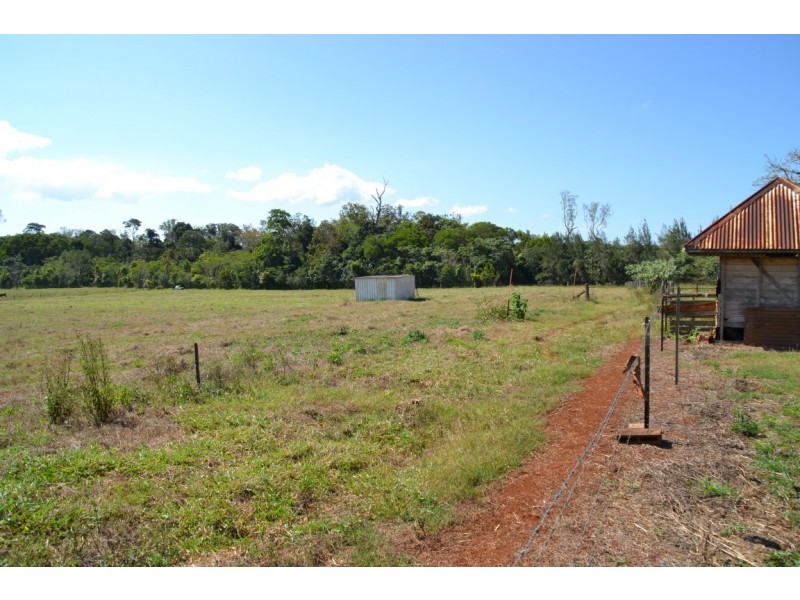 Yungaburra QLD 4884