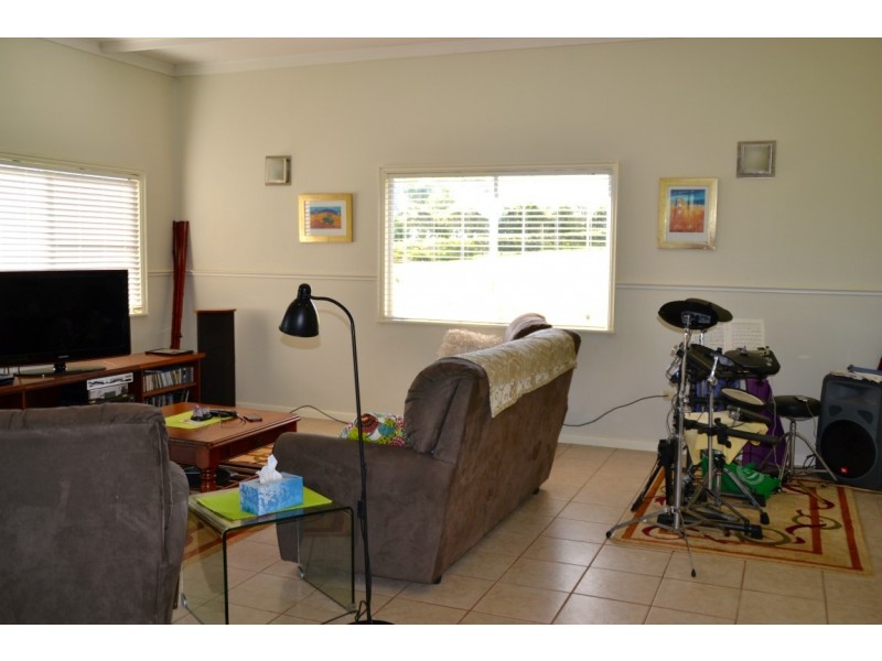 Lake Eacham QLD 4884