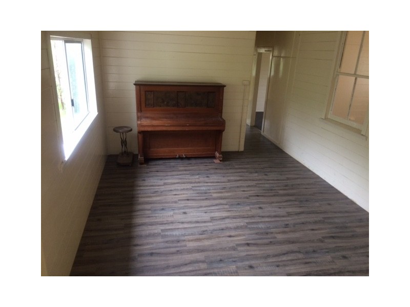 2 Mowbray St, Herberton QLD 4887